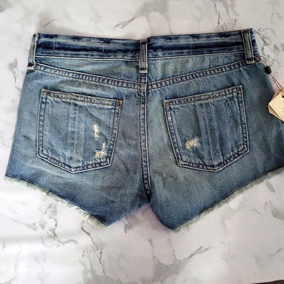 Rag&Bone NWT Chesapeake Low Rise Mini Jean Shorts - Picture 2 of 11